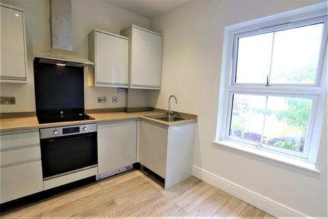 2 bedroom flat to rent - Albert Place, Stoke-on-Trent, ST3