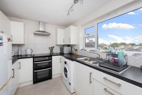 2 bedroom flat for sale, Storrington, Pulborough RH20