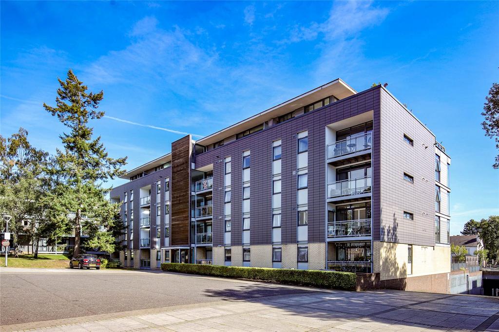 Blackfriars Court, Newsom Place, St. Albans, AL1 2 bed apartment for