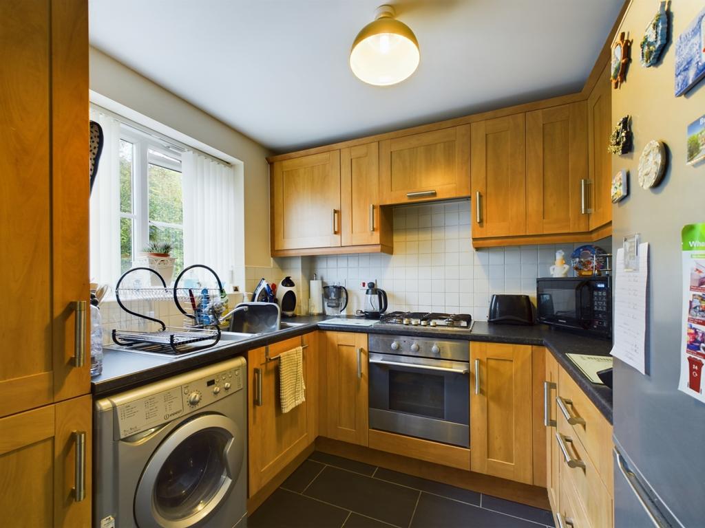 Appleton Grove, Goose Green, WN3 6NY 2 bed ground floor flat £95,000