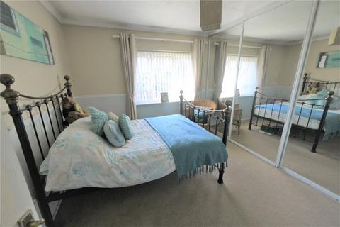 2 bedroom apartment for sale, Boleyn Gardens, Brentwood, Essex, CM13