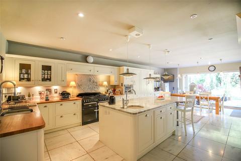 5 bedroom detached house for sale, Townsend Drive, St. Albans, Hertfordshire, AL3