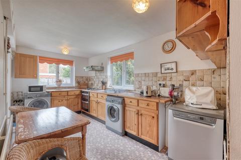5 Amington Road, Shirley, Solihull, B90 2RF