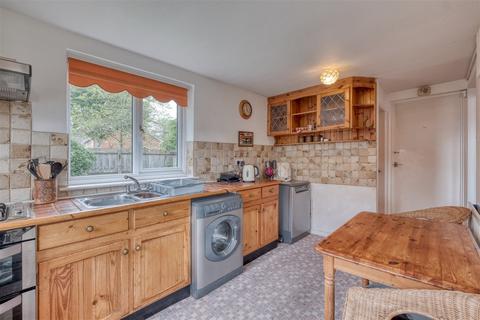 5 Amington Road, Shirley, Solihull, B90 2RF