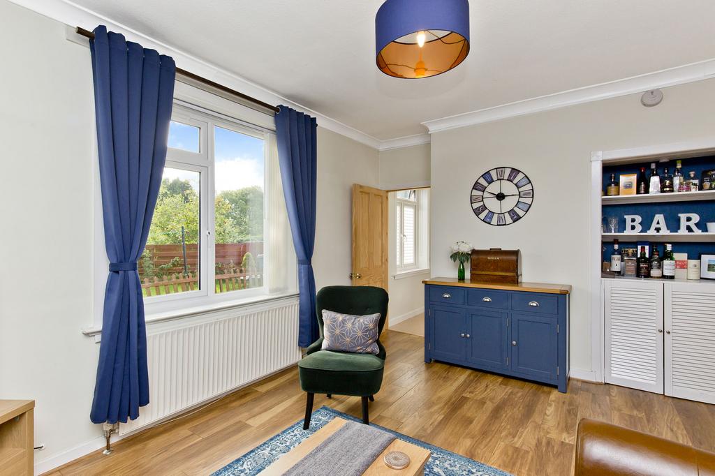 38 Carrick Knowe Hill, Carrick Knowe, EH12 7BR 2 bed villa for sale £