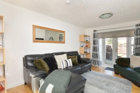 27 Durar Drive, Edinburgh, EH4 7HW
