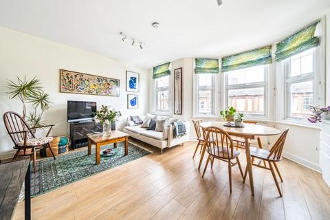 2 bedroom flat for sale, Endymion Road, Brixton