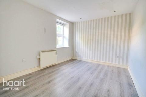 1 bedroom flat for sale, London Road, Greenhithe