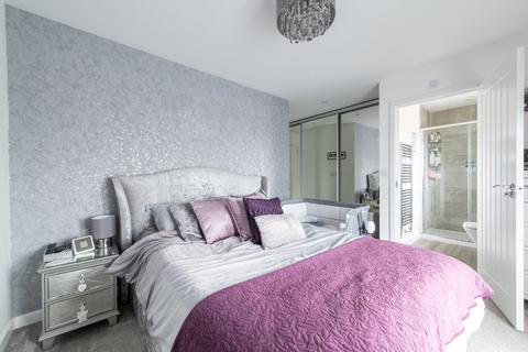 237 Springhead Parkway, Northfleet, Gravesend, DA11 8JJ