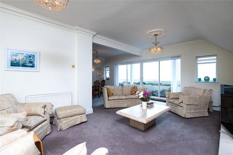 21 Chalkwell Esplanade, Westcliff-on-sea, SS0 8JQ