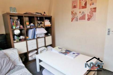 1 bedroom flat for sale, Andy Catering, High Road Leyton, London, E10