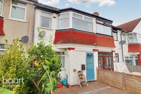 4 bedroom terraced house for sale, Kingsridge Gardens, Dartford