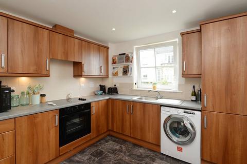 38 Bittern Court, Dunfermline, KY11 8HF