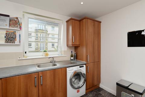 38 Bittern Court, Dunfermline, KY11 8HF