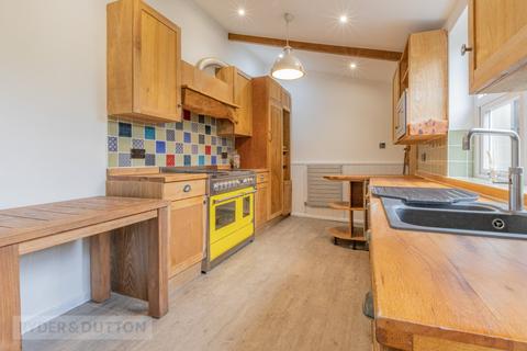 19 Diglea, Diggle, Oldham, OL3 5LA