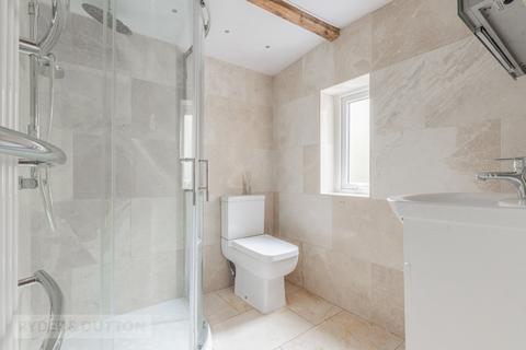 19 Diglea, Diggle, Oldham, OL3 5LA