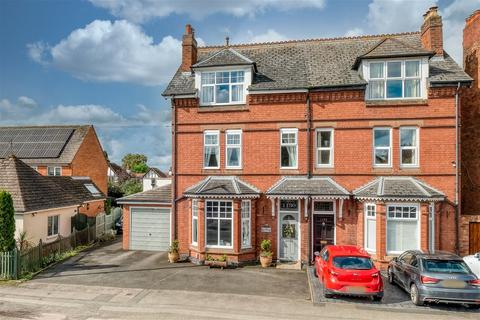 1130 Evesham Road, Astwood Bank, Redditch, B96 6EA
