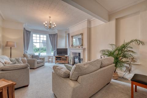 1130 Evesham Road, Astwood Bank, Redditch, B96 6EA