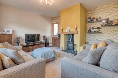 144 Foxlydiate Crescent, Redditch, B97 6NP