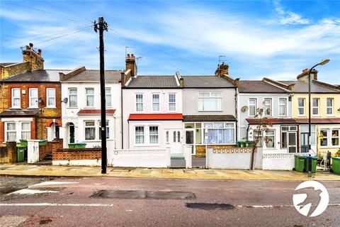 3 bedroom terraced house to rent, Garland Road, Plumstead, SE18