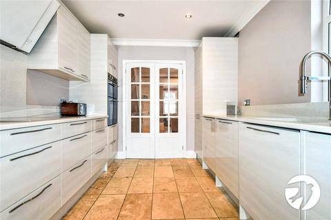 3 bedroom terraced house to rent, Garland Road, Plumstead, SE18
