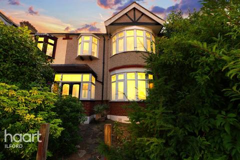 5 Worcester Gardens, Ilford, IG1 3NP