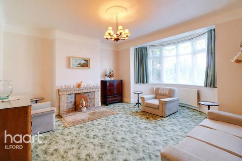 5 Worcester Gardens, Ilford, IG1 3NP