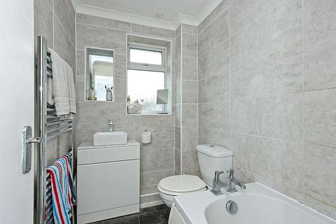 24 Periwinkle Close, Sittingbourne, ME10 2JT