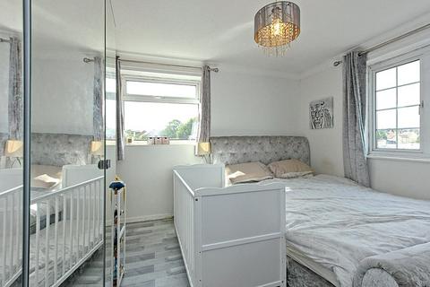24 Periwinkle Close, Sittingbourne, ME10 2JT