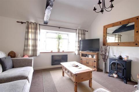 1 bedroom flat to rent - Osborne Court, Brookside Road