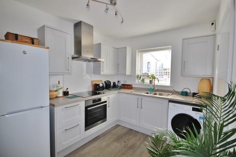 2 bedroom house to rent, Kingsbridge