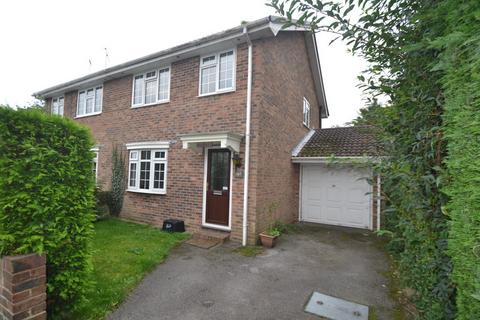 3 bedroom semi-detached house for sale - Ringwood, Hampshire