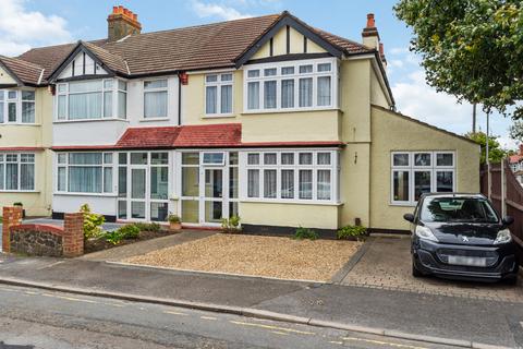 1 Guildford Way, Wallington, SM6 8NS