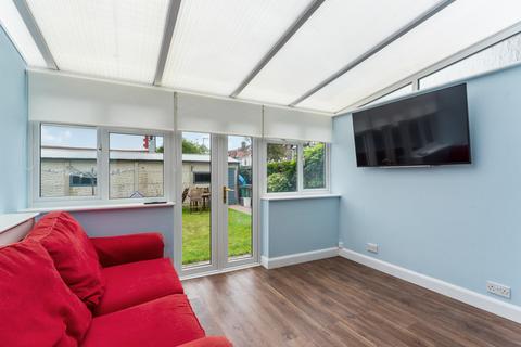 1 Guildford Way, Wallington, SM6 8NS