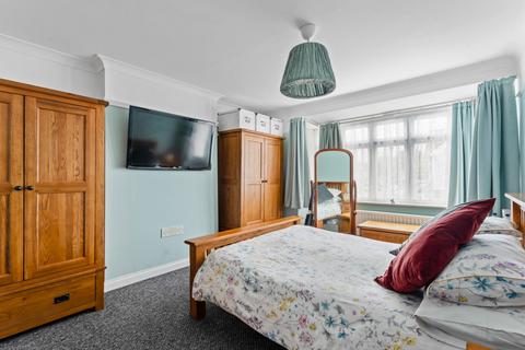 1 Guildford Way, Wallington, SM6 8NS