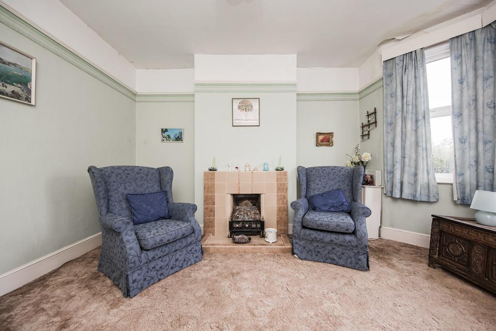Dynevor Road, Tunbridge Wells 2 bed semidetached house for sale £350,000