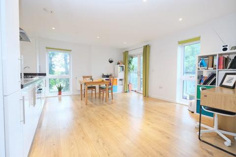 Flat 3, Apex House, 3 Ridge Place, Orpington, BR5 3FL