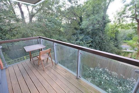 Flat 3, Apex House, 3 Ridge Place, Orpington, BR5 3FL