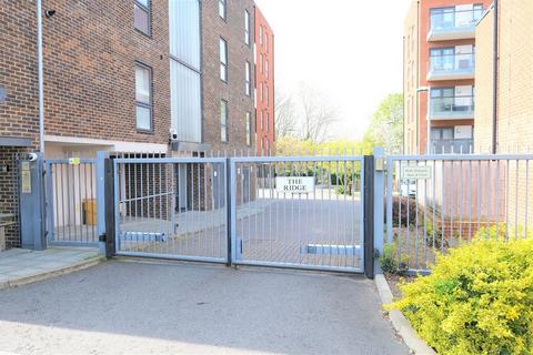 Flat 3, Apex House, 3 Ridge Place, Orpington, BR5 3FL
