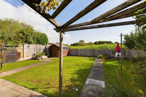 26 Craythorne Road, Stretton, Burton-on-trent, DE13 0BA