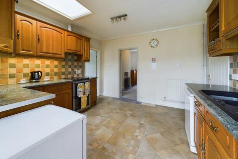 26 Craythorne Road, Stretton, Burton-on-trent, DE13 0BA