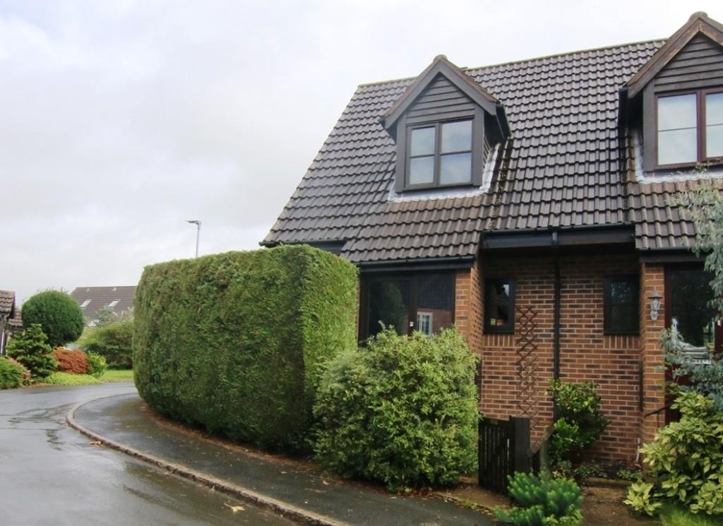 Lower Hall Lane, Clutton, Chester, CH3 2 bed semidetached house for