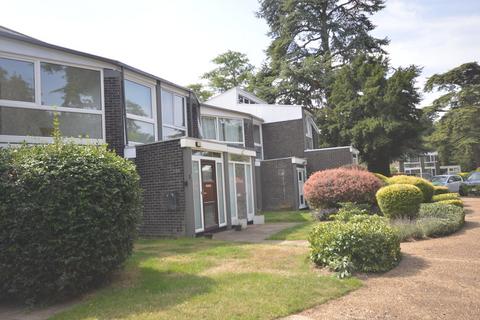 3 bedroom terraced house for sale, Templemere, Weybridge