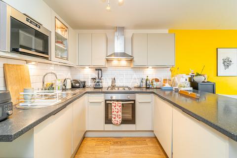 2 bedroom apartment to rent, Eden Grove, Holloway