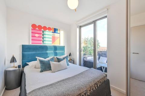1 bedroom flat to rent - Katie Court, Canning Town, London, E16