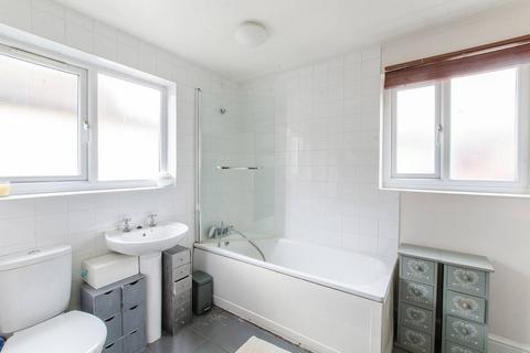 5 Patrick Road, London, E13 9QA