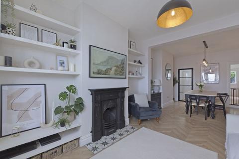28 Priory Road, Tonbridge, TN9 2AS