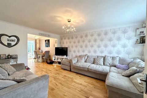 17 Thistlefield Close, Bexley, DA5 3GJ