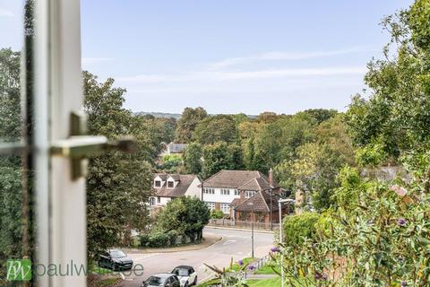 49 Chapelfields, Stanstead Abbotts, Ware, SG12 8HZ