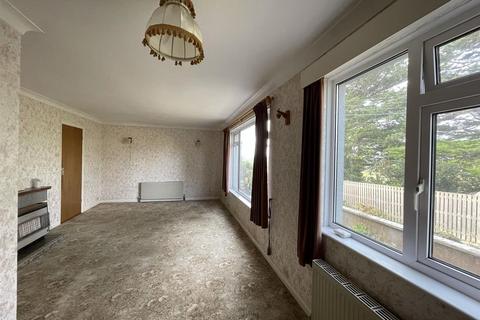 2 Gloweth View, Truro, TR1 3JZ